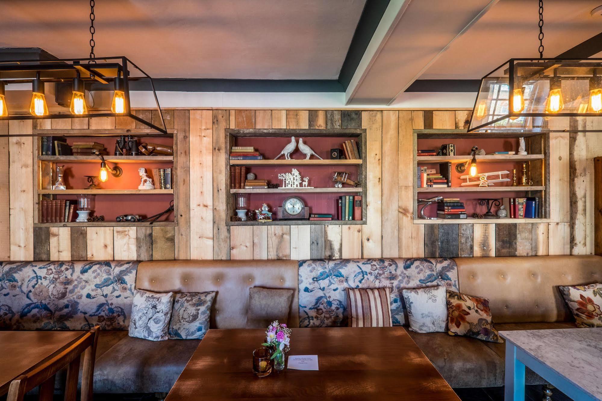 The Bulls Head Hotel 브롬리 외부 사진